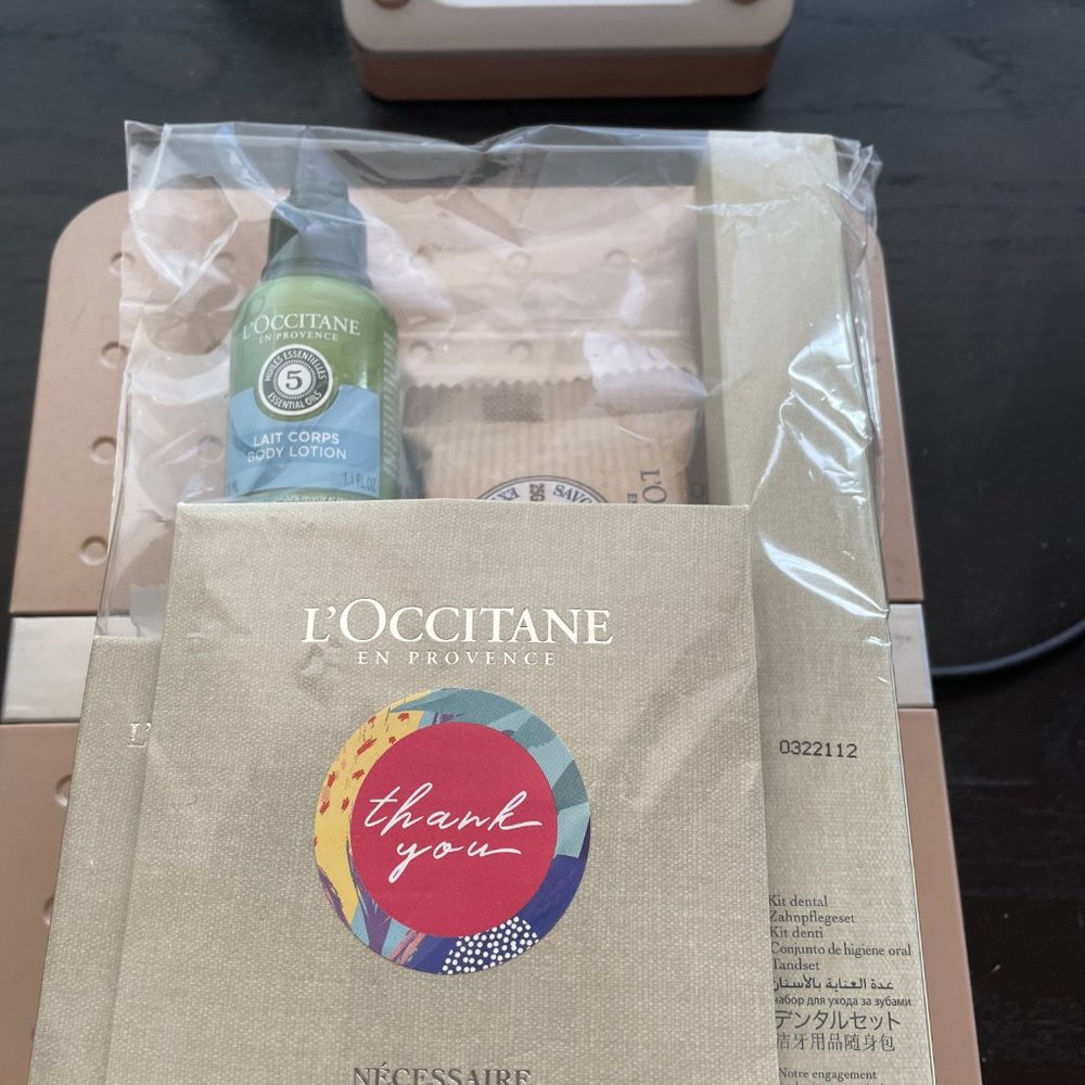 Deluxe travel new lightweight pack